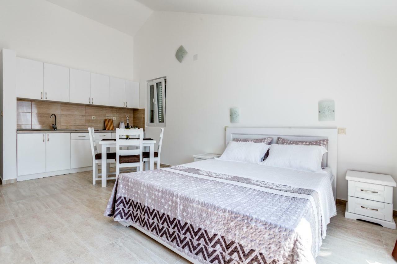 Villa San Apartments ティヴァト エクステリア 写真