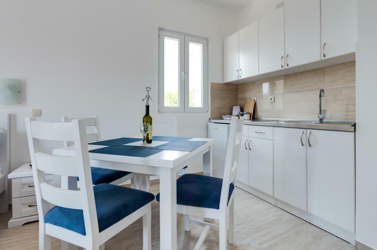 Villa San Apartments ティヴァト エクステリア 写真